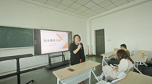 数字创意学院“我和我求学的城市”——网投官网数字创意学院与范庄村共建范庄鼎利乡村振兴学院开班仪式